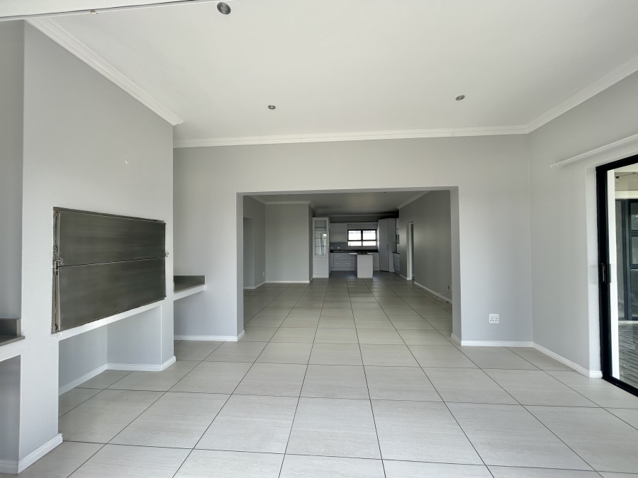 3 Bedroom Property for Sale in Marina Martinique Eastern Cape